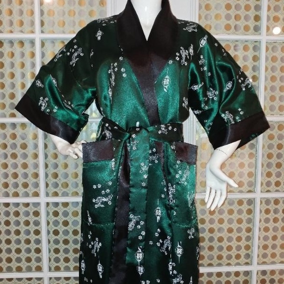 rose Other - Robe - Asian - Satin